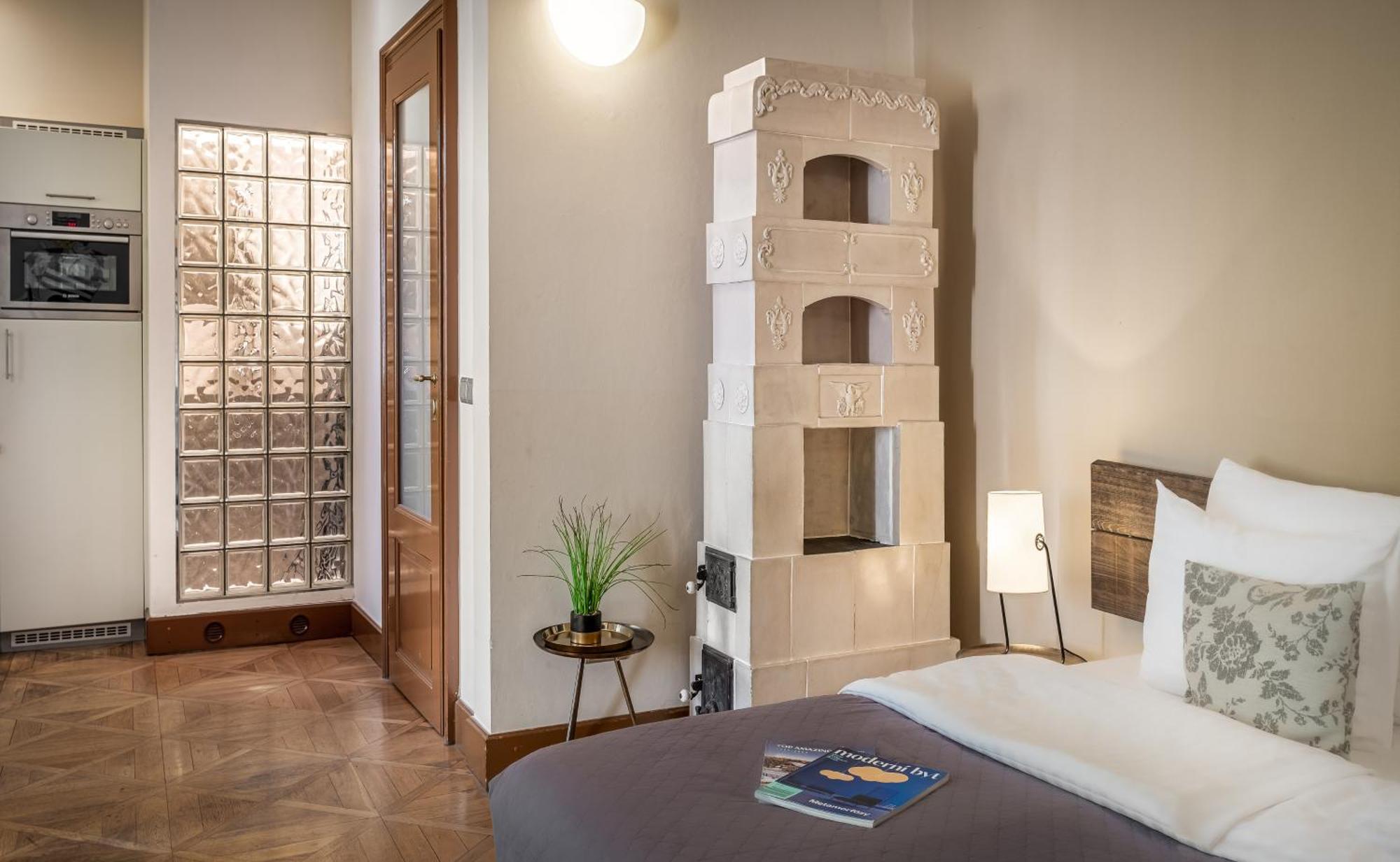 3 Epoques By Adrez Apartmán *