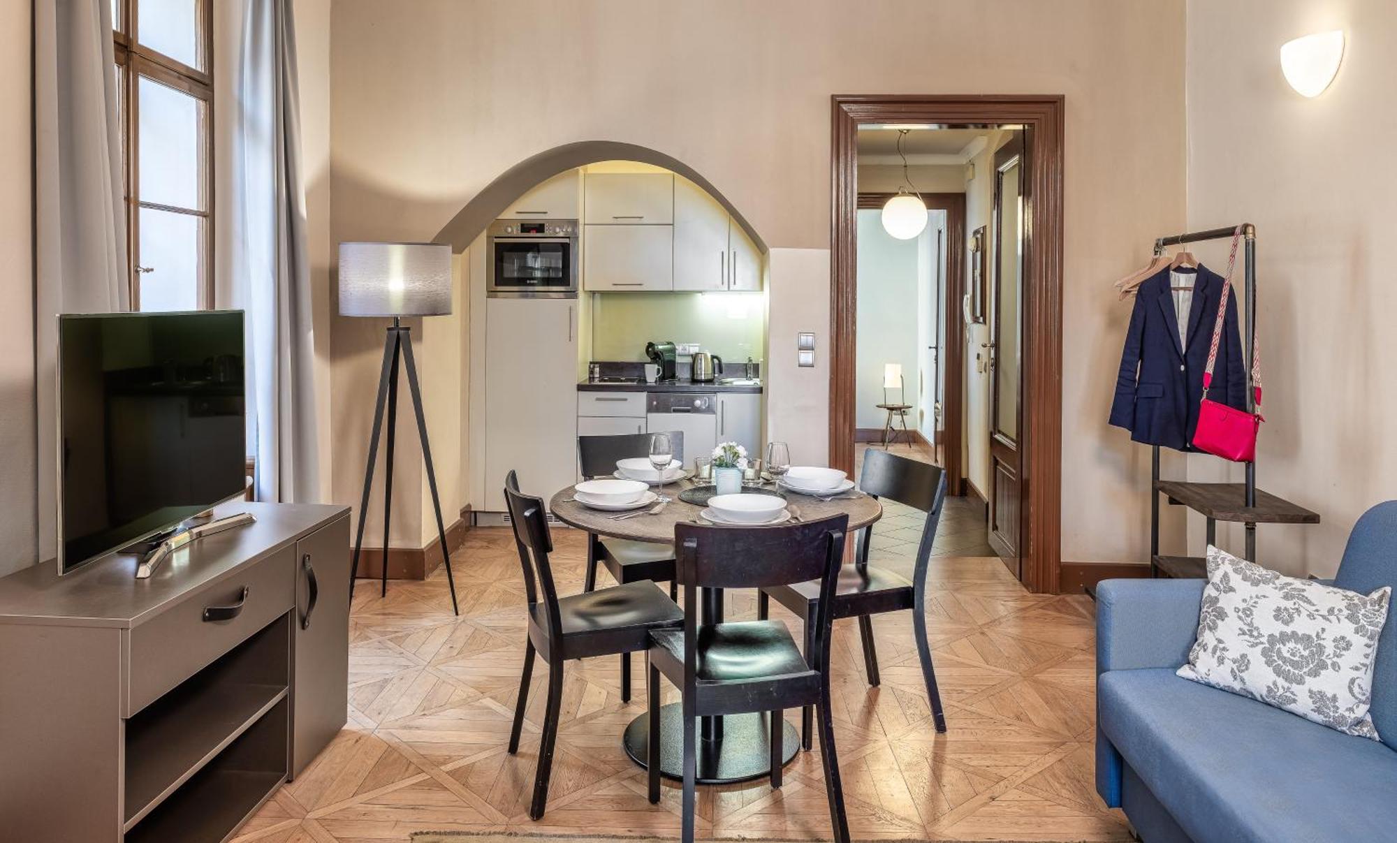 3 Epoques By Residences