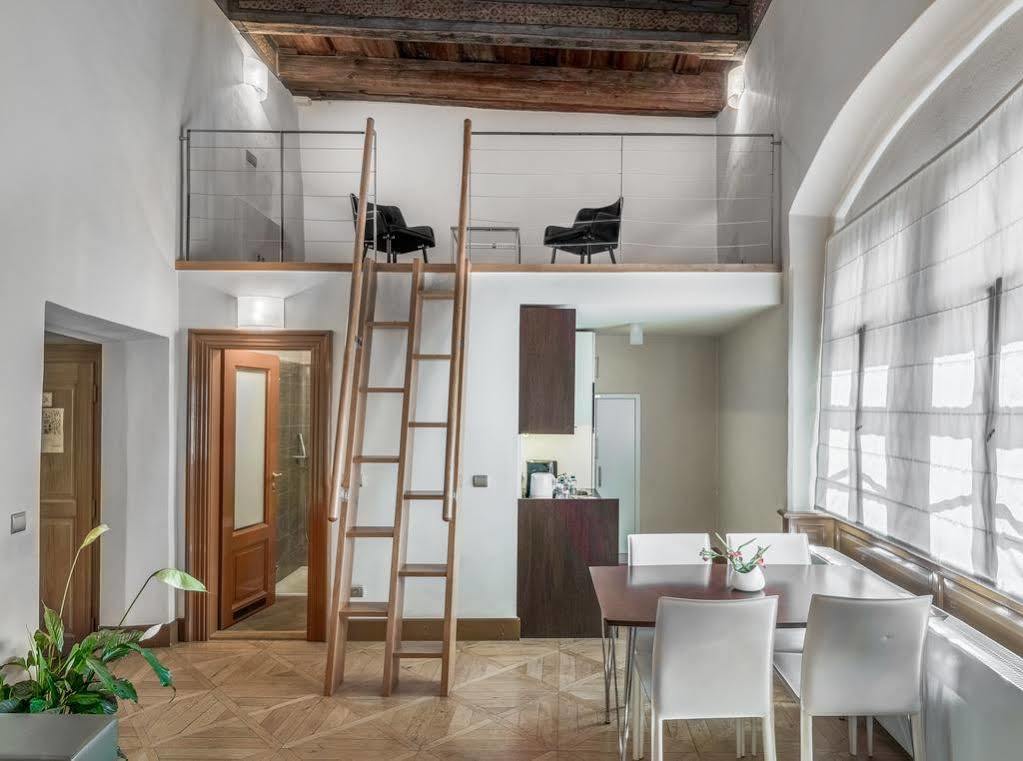 3 Epoques By Residences * Praga